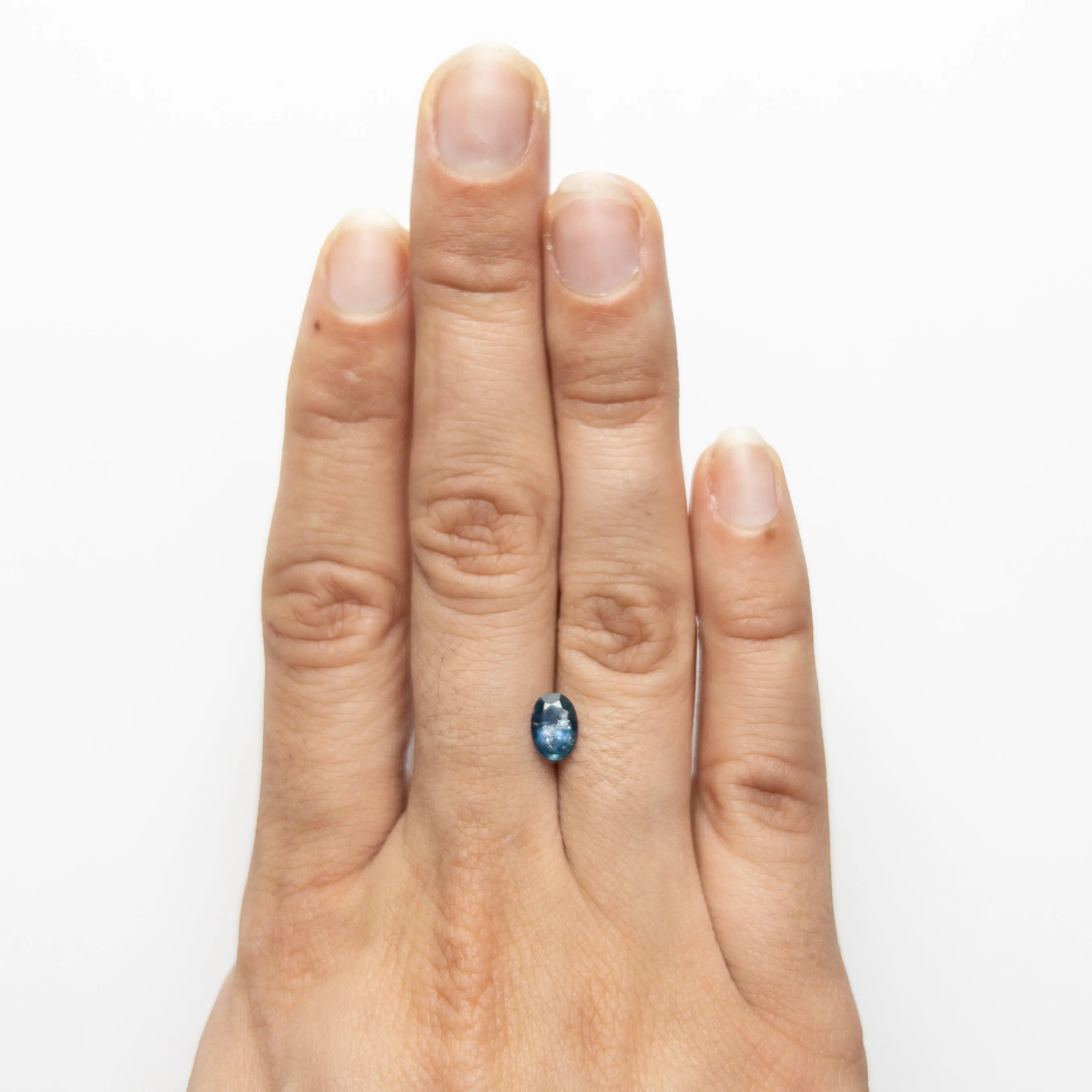 0.97ct 6.98x5.09x3.39mm Oval Brilliant Sapphire 19939-48