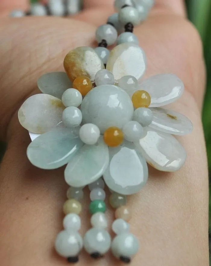 10% OFF- 640mm/25in Certified Natural Jadeite Emerald Jade Handcarved Flower Pendant Necklace《Grade A》7989