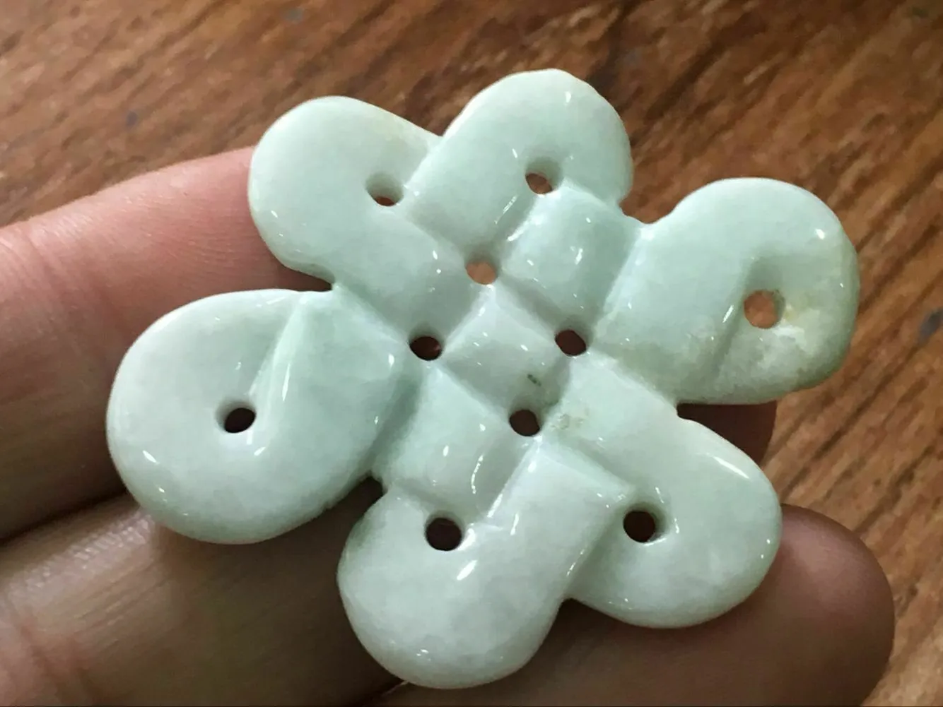 10% OFF- Certified Natural Icy Jadeite Emerald A*Jade HandCarved Auspicious Chinese Knot Pendant X1202