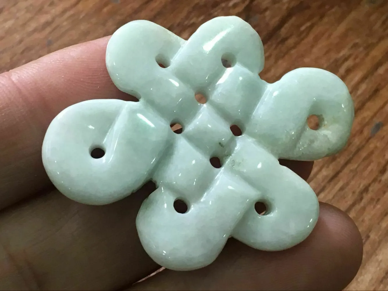 10% OFF- Certified Natural Icy Jadeite Emerald A*Jade HandCarved Auspicious Chinese Knot Pendant X1202