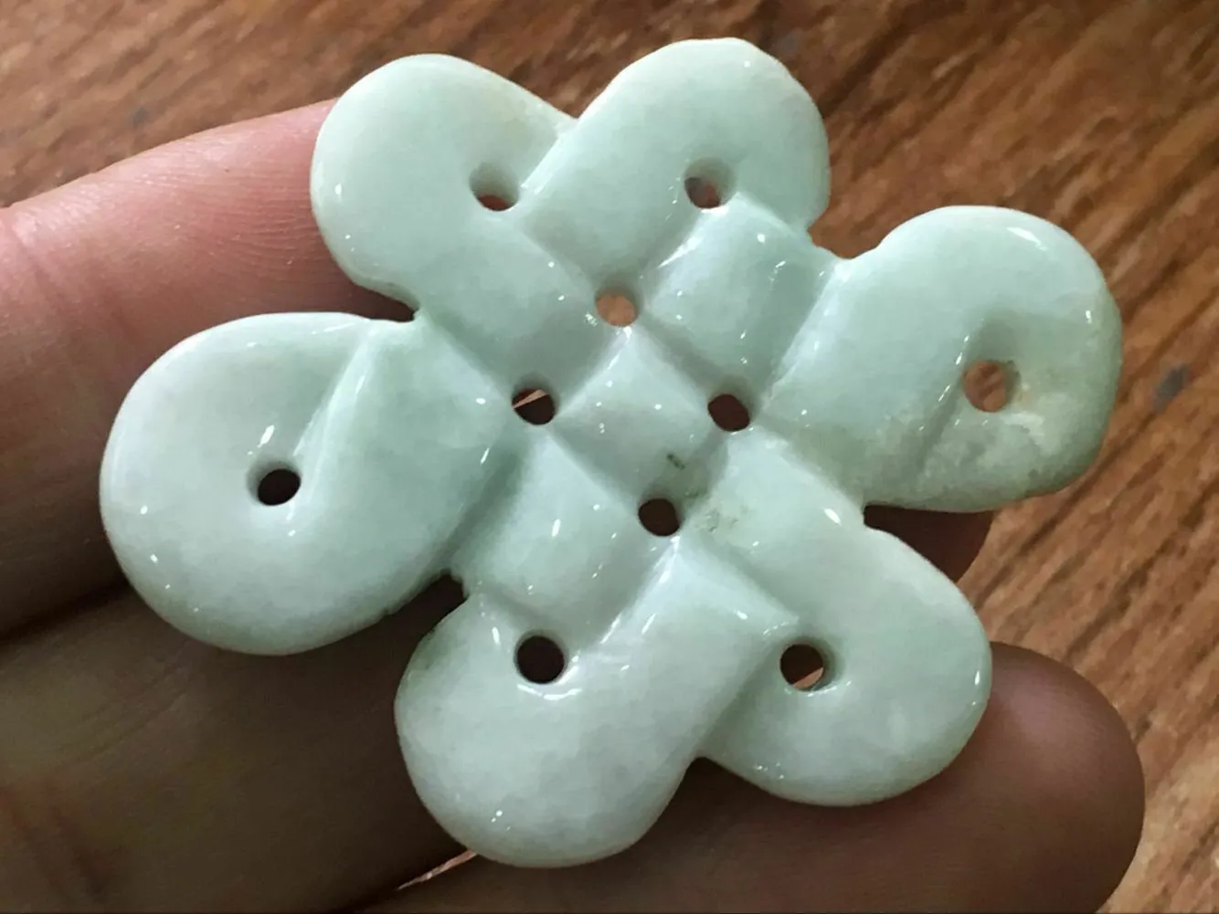 10% OFF- Certified Natural Icy Jadeite Emerald A*Jade HandCarved Auspicious Chinese Knot Pendant X1202
