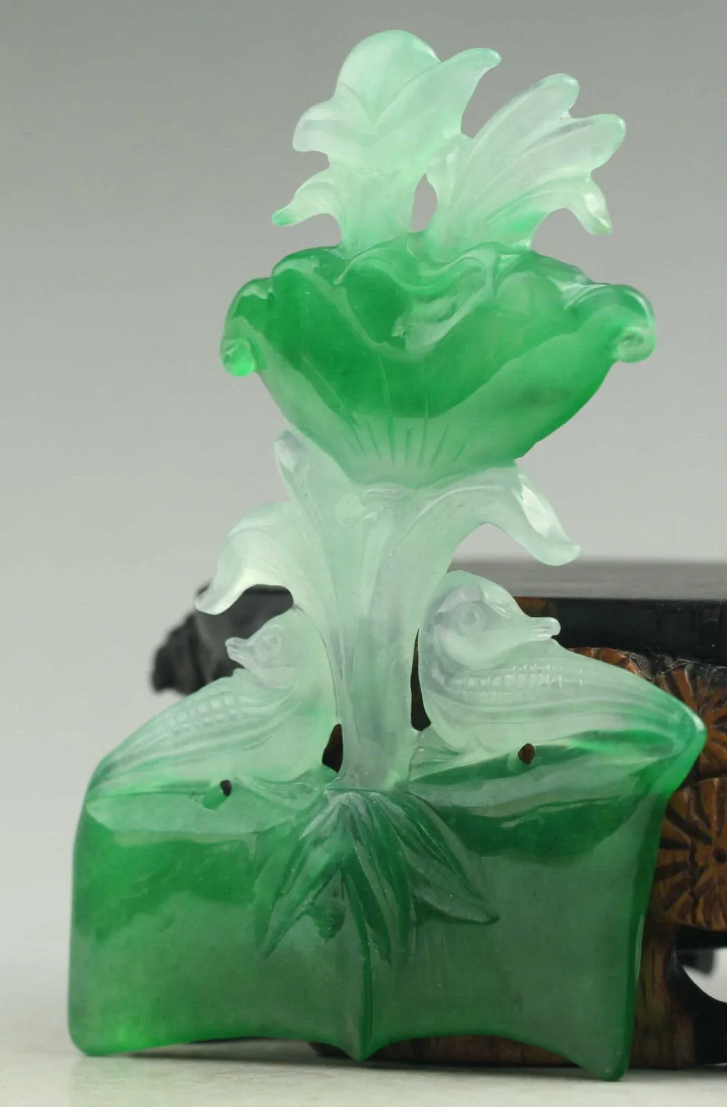 10% OFF- Certified Natural Icy Jadeite Emerald Jade Handcarved Flower Pendant《Grade A》NO.C315