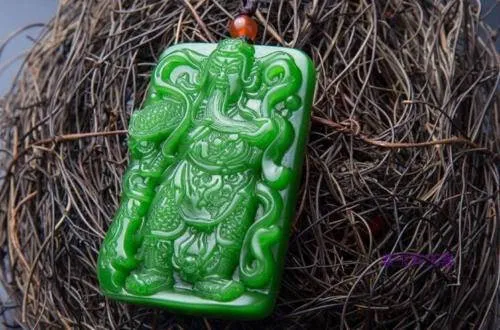 10% OFF- Certified Natural Jadeite Emerald Jade Kuanyu Pendant 《Grade A》A20188811