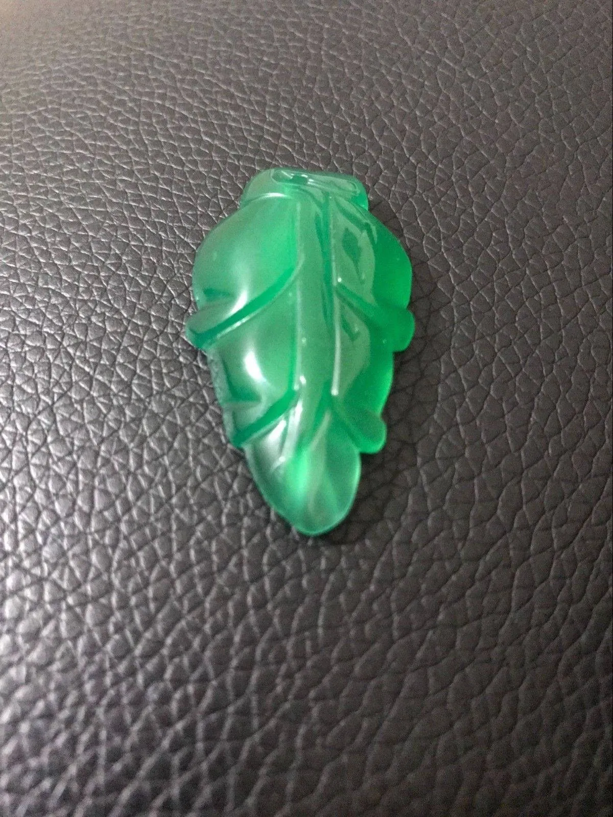 10% OFF- Certified Natural Jadeite Emerald Jade Leaf Pendant《Grade A》