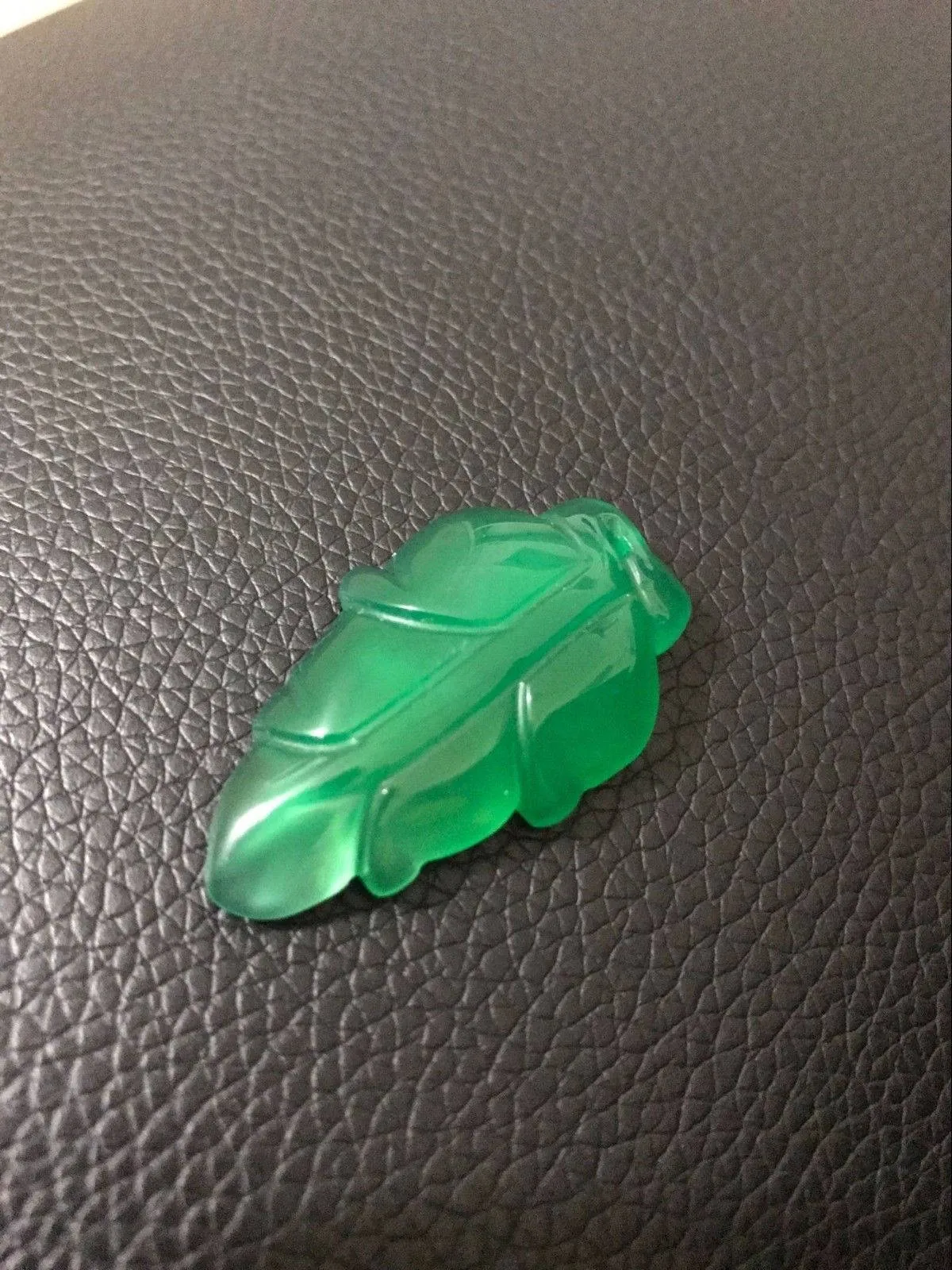 10% OFF- Certified Natural Jadeite Emerald Jade Leaf Pendant《Grade A》