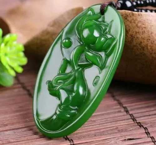 10% OFF- Certified Natural Jadeite Emerald Jade Lotus Pendant《Grade A》