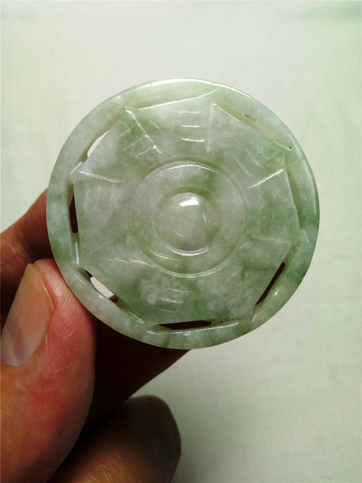 10% OFF- Certified Natural Jadeite Emerald Jade Tablet 8 Diagram Feng Shui运转乾坤 Pendant 《Grade A》0221