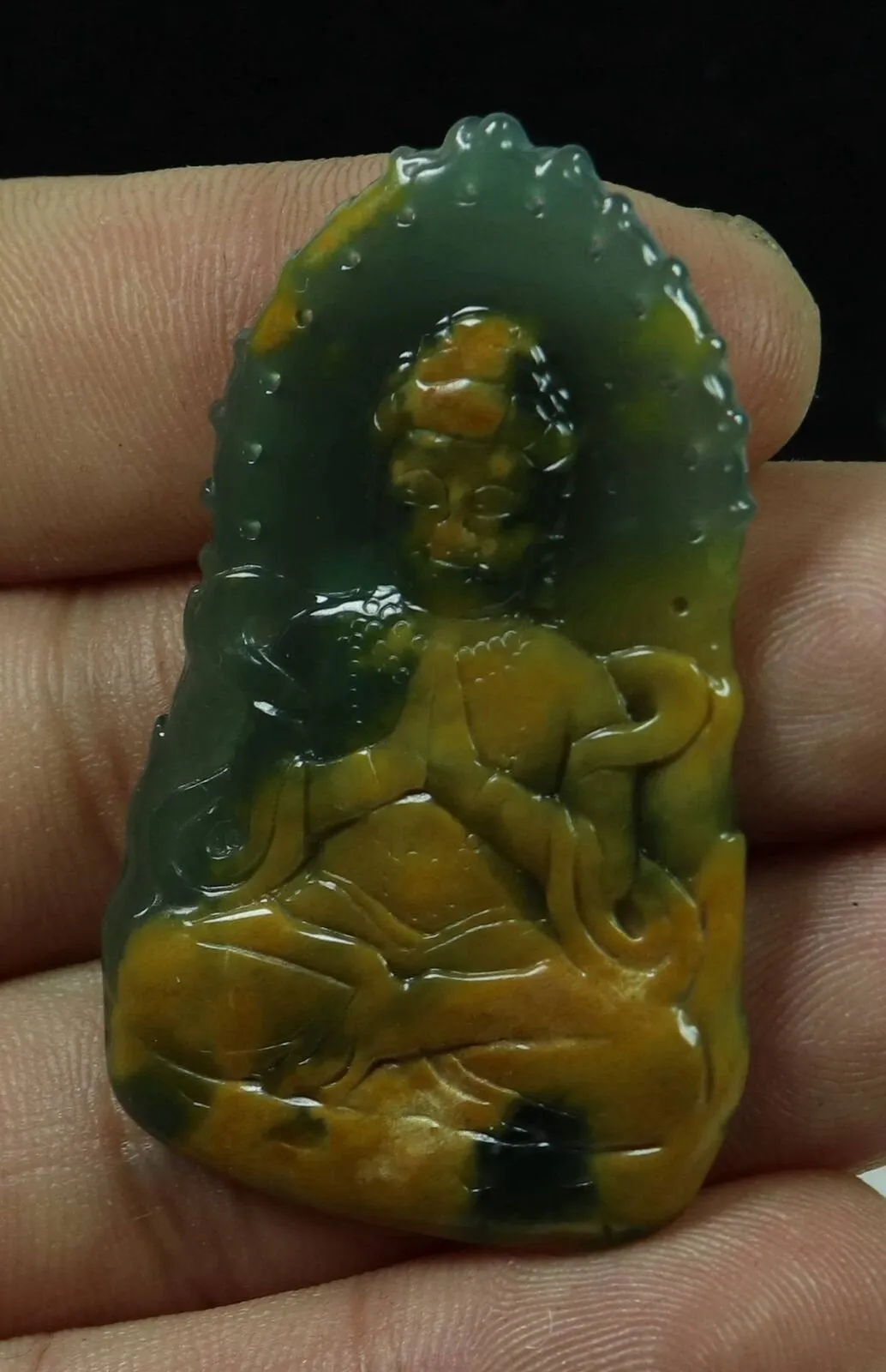 10% OFF- Certified Natural Oily Jadeite Emerald A*Jade HandCarved Pendant Buddha Meditation 佛之冥想 B637E