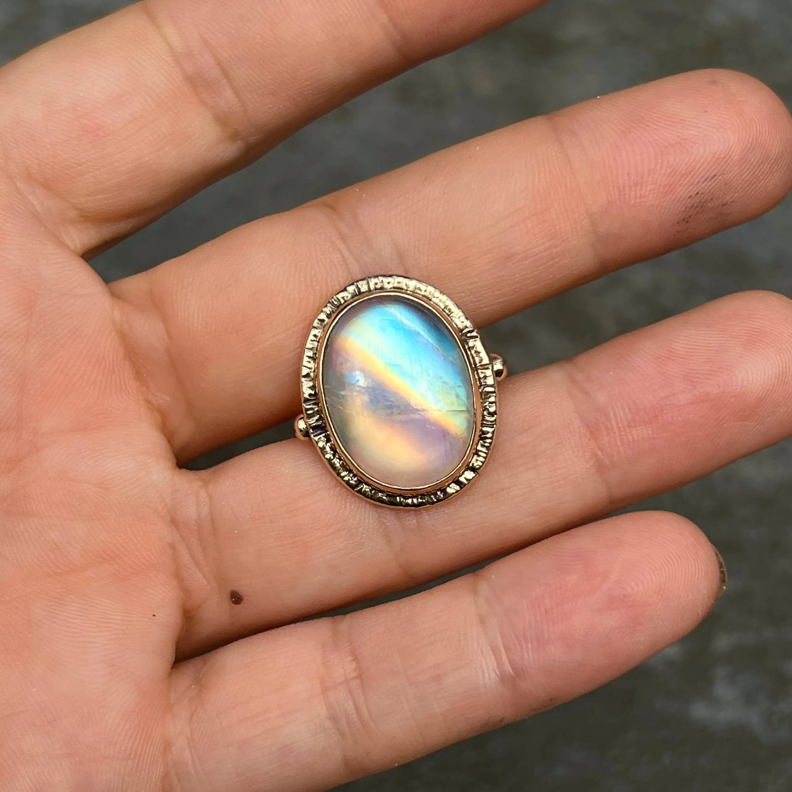 14k Gold Rainbow Moonstone Ring- Sz 7.75