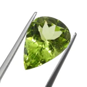 5.9ct Pear Yellow-Green Peridot