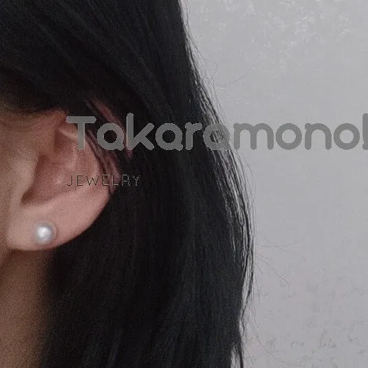 7.0-8.0 mm White Freshwater Pearl Stud Earrings