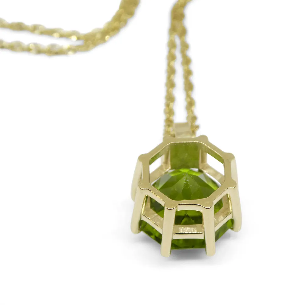 9.60ct Peridot, Diamond Pendant and Chain Necklace set in 14k Yellow Gold
