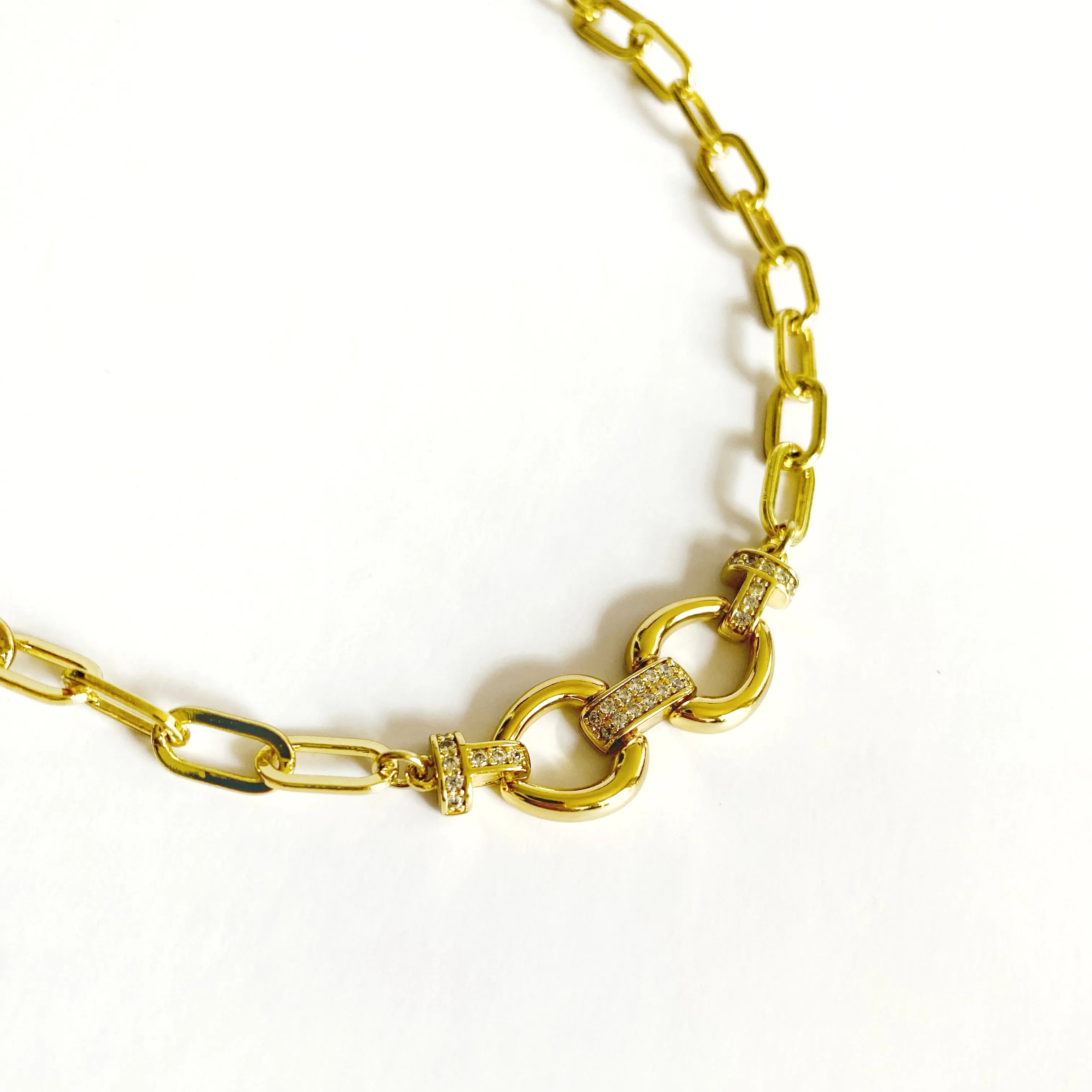 Avana Necklace