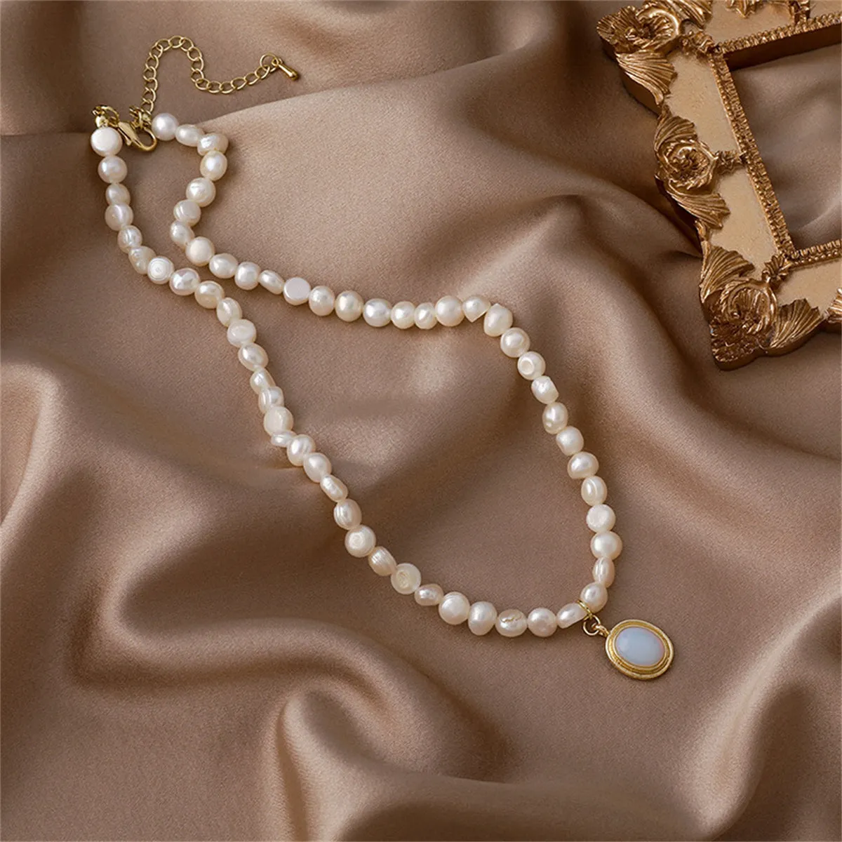 Blue Resin & Pearl 18K Gold-Plated Oval Pendant Collar Necklace
