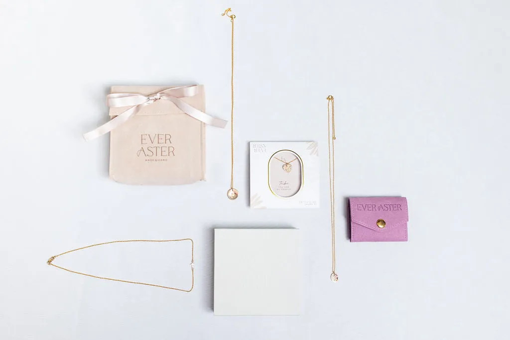 Bow Necklace