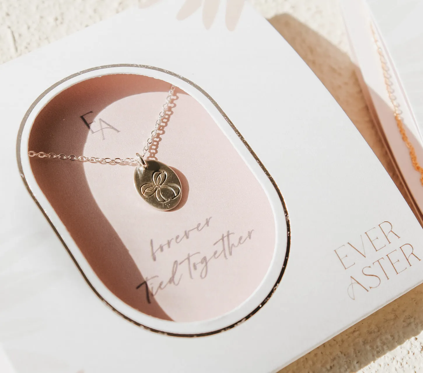 Bow Necklace