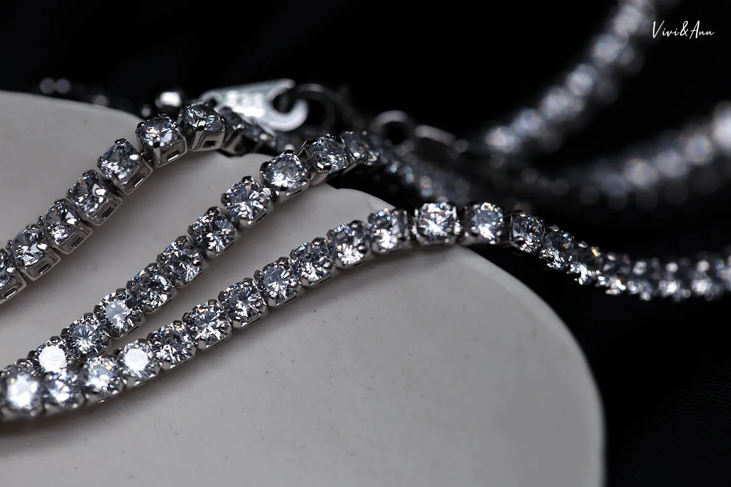 Classic Eternity Line Brilliant Crystal Diamonds Necklace 18K Gold Over Sterling Silver