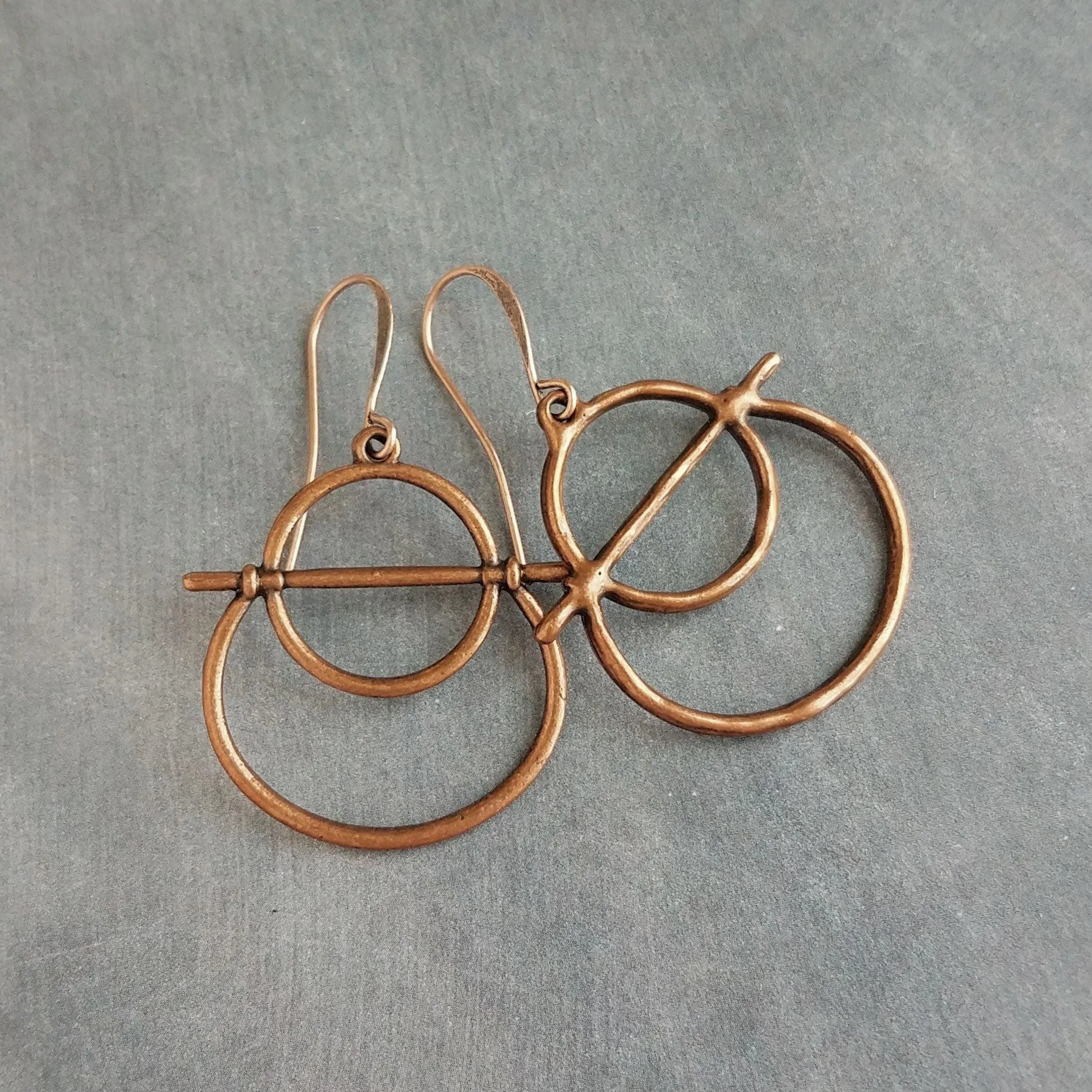 Copper Circle Earrings, oxidized copper earrings, rustic earrings, antique copper earrings, copper boho earring, lightweight copper earrings