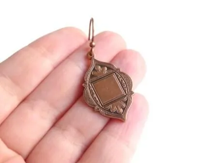 Copper Medallion Earrings, rustic copper earring, Moroccan earring, antique copper earring, medallion earring, boho earring, damask earring
