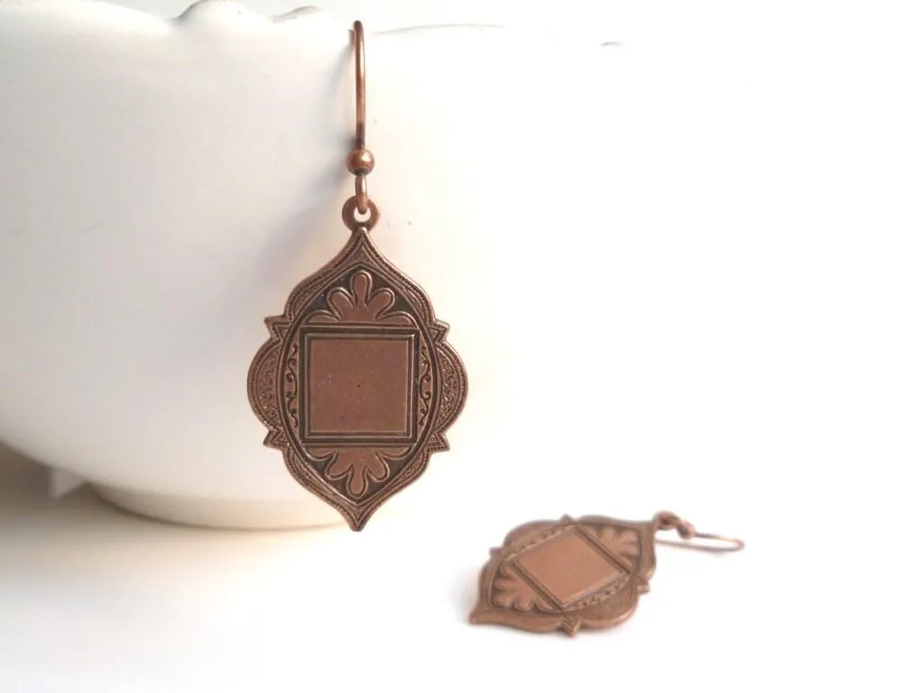 Copper Medallion Earrings, rustic copper earring, Moroccan earring, antique copper earring, medallion earring, boho earring, damask earring
