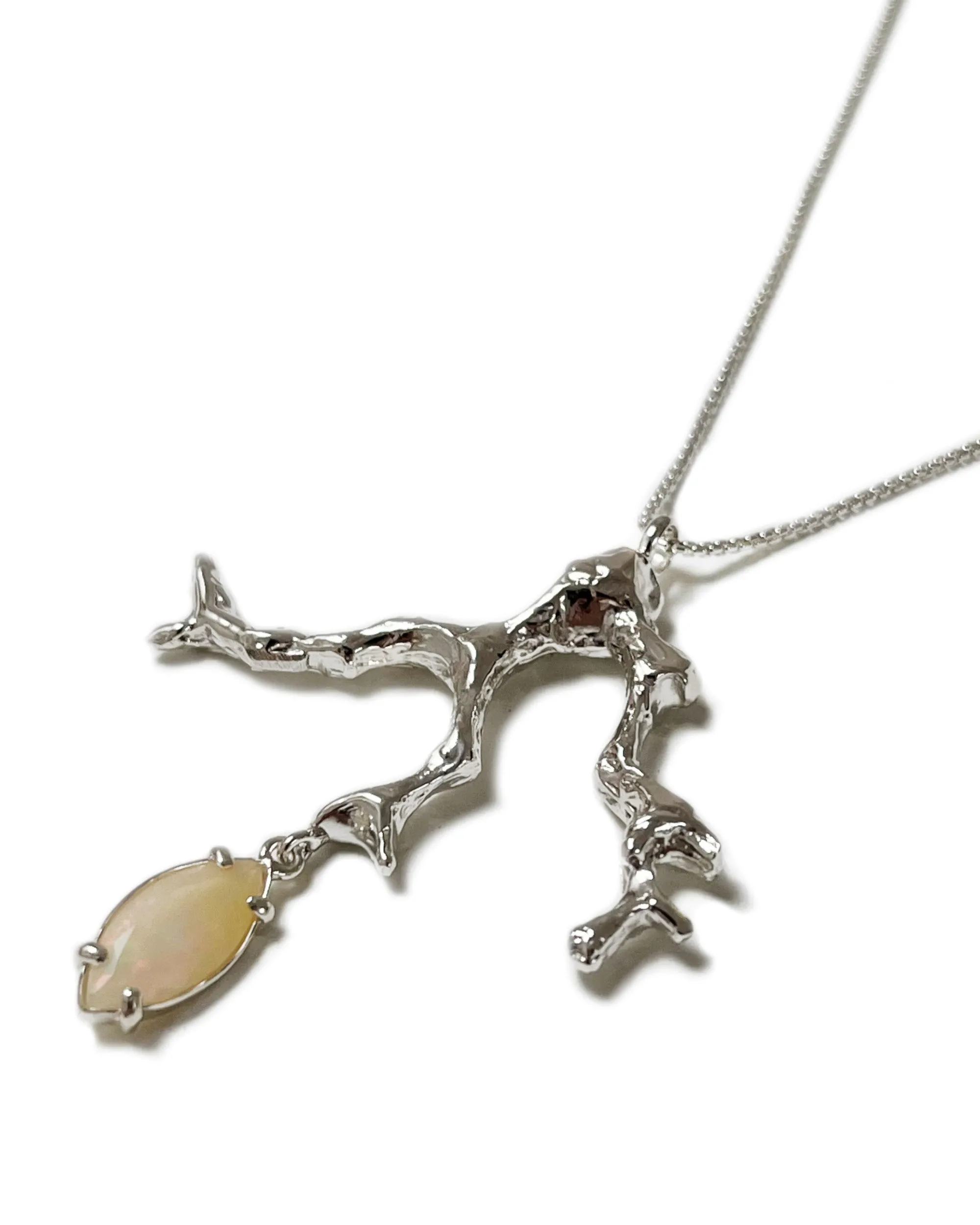 Diana Necklace in Opal