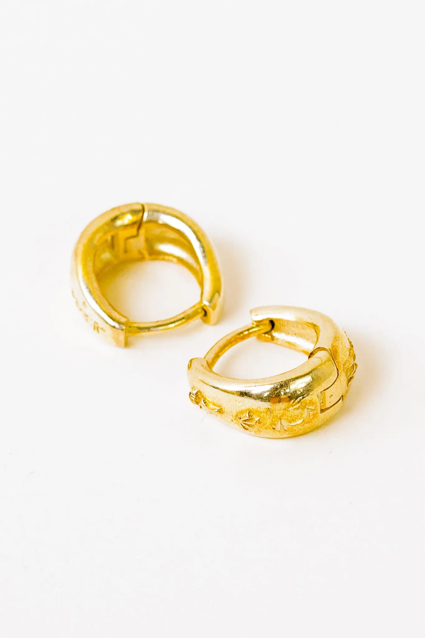 Divine Poet Hoops