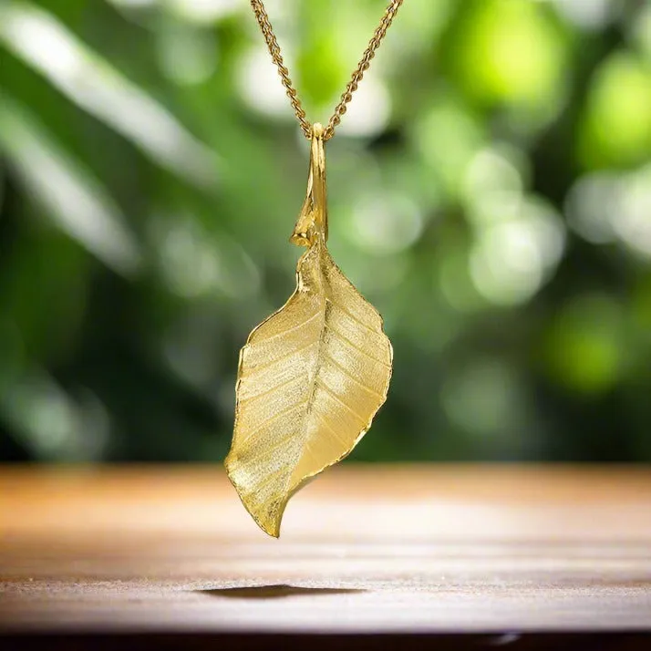 Elegant Autumn Long Leaves Necklace