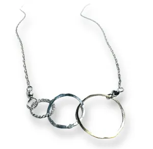 *Family Circle Necklace/ Infinity Necklace/gold and Silver Necklace