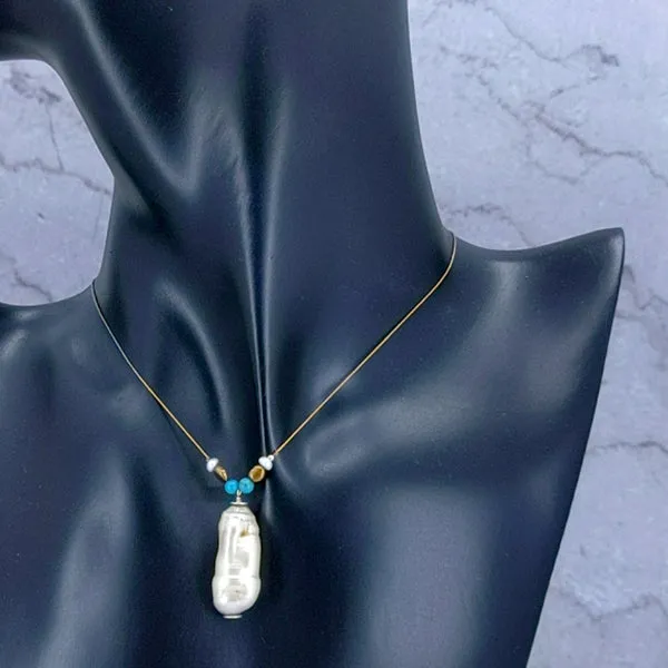 Flirting Seaside Pearl Necklace