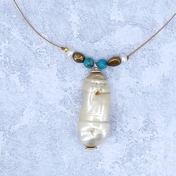 Flirting Seaside Pearl Necklace