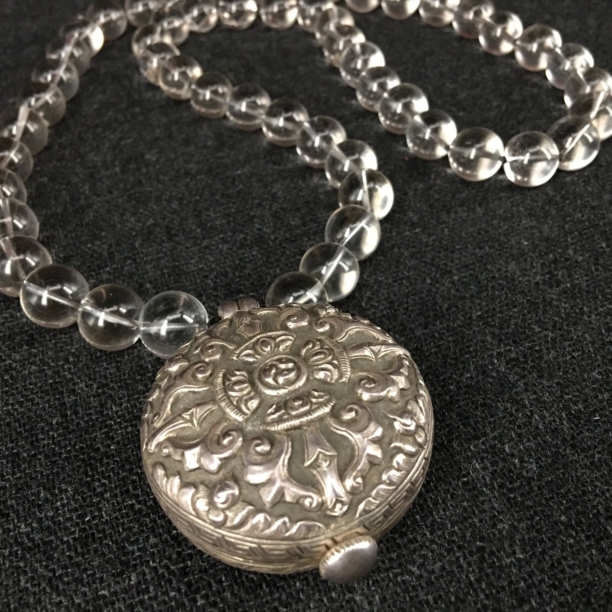 Himalayan Crystal and Silver Pendant Necklace