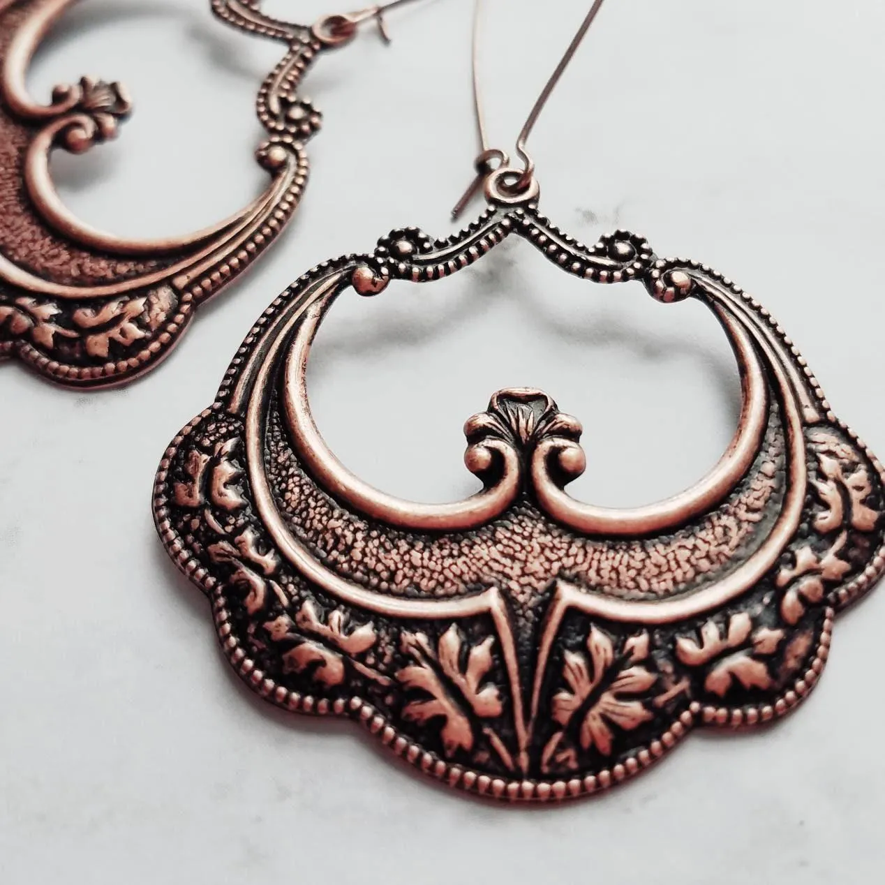 Large Antique Copper Earrings, oval copper earring, copper flourish, embossed copper earring, scalloped edge earring, kidney ear wires, 3 in