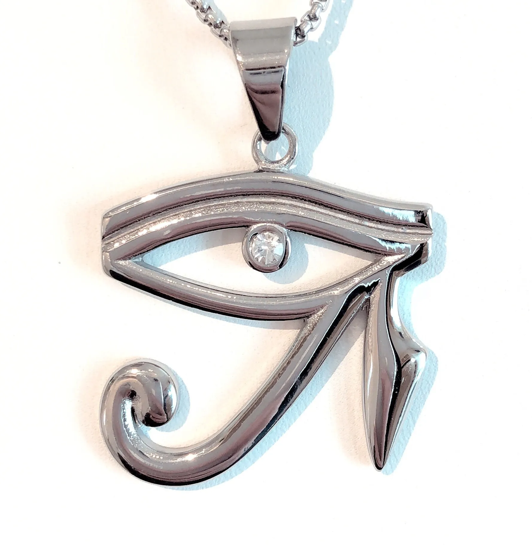 LARGE EYE OF HORUS necklace
