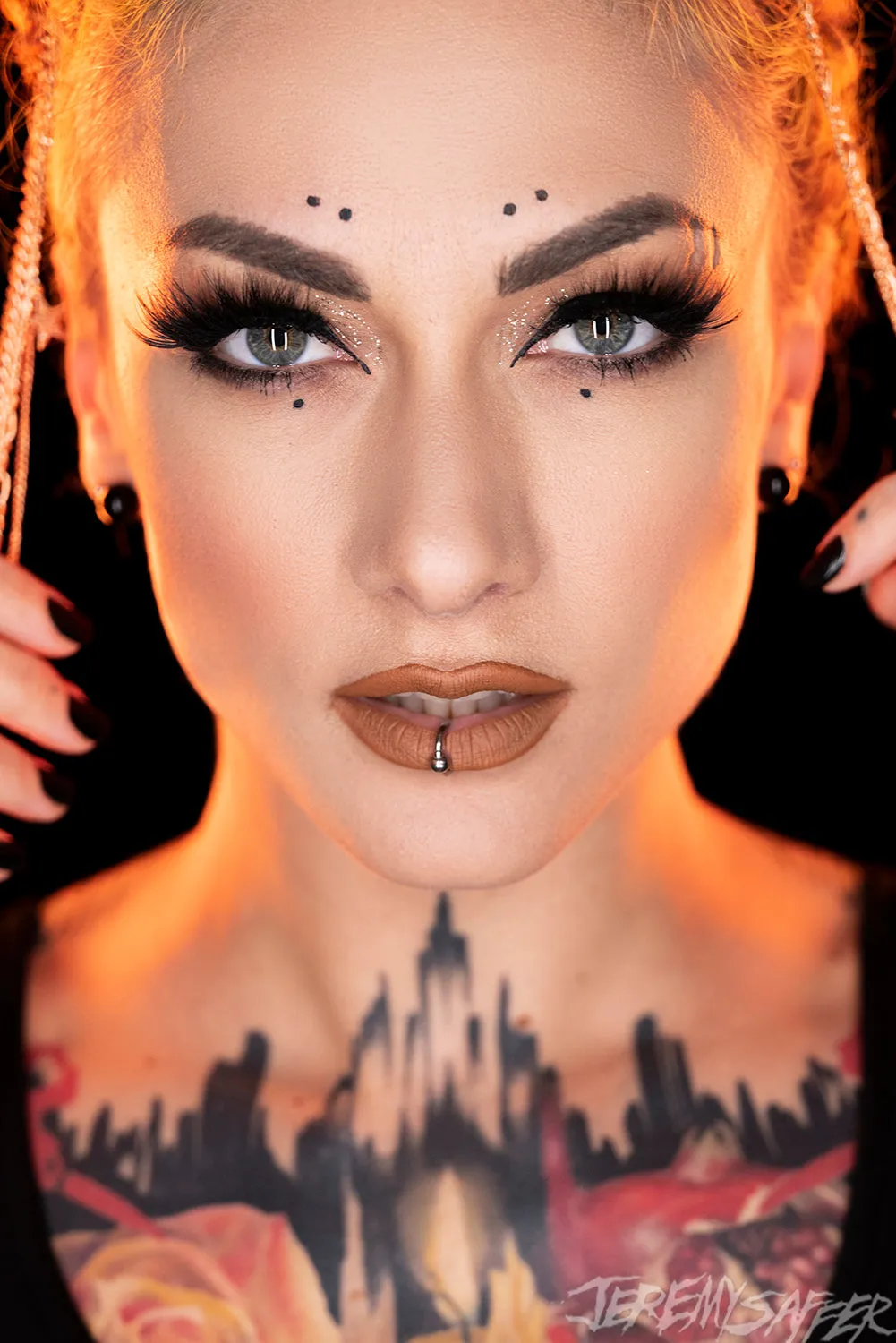 Lena Scissorhands - Cat Eyes - 8x12 Signed Pearl Print