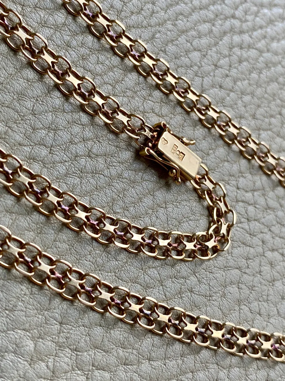 Long 18k gold vintage necklace - Slinky star-link by Tore Clareus - 24 inch length