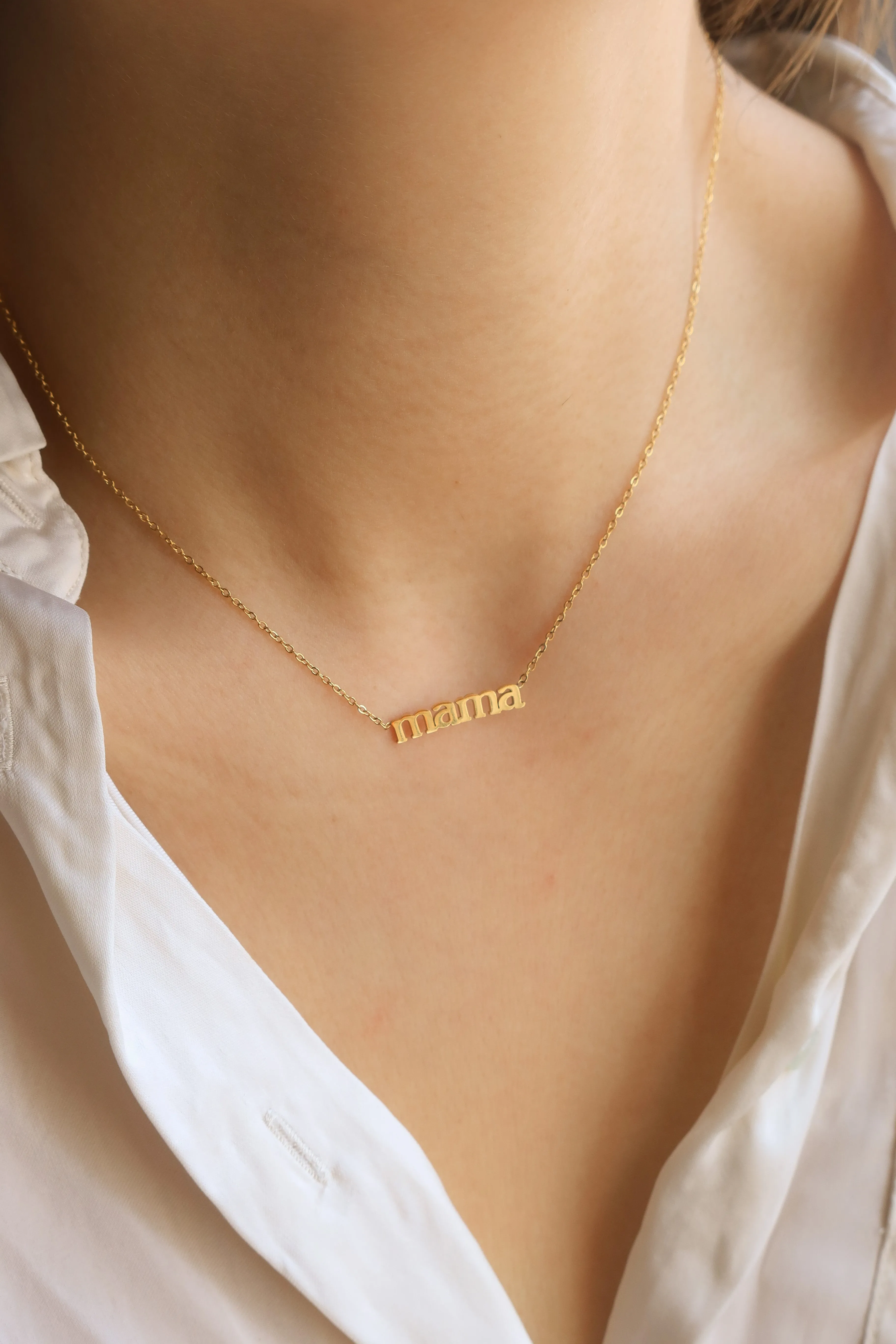 Mama Necklace