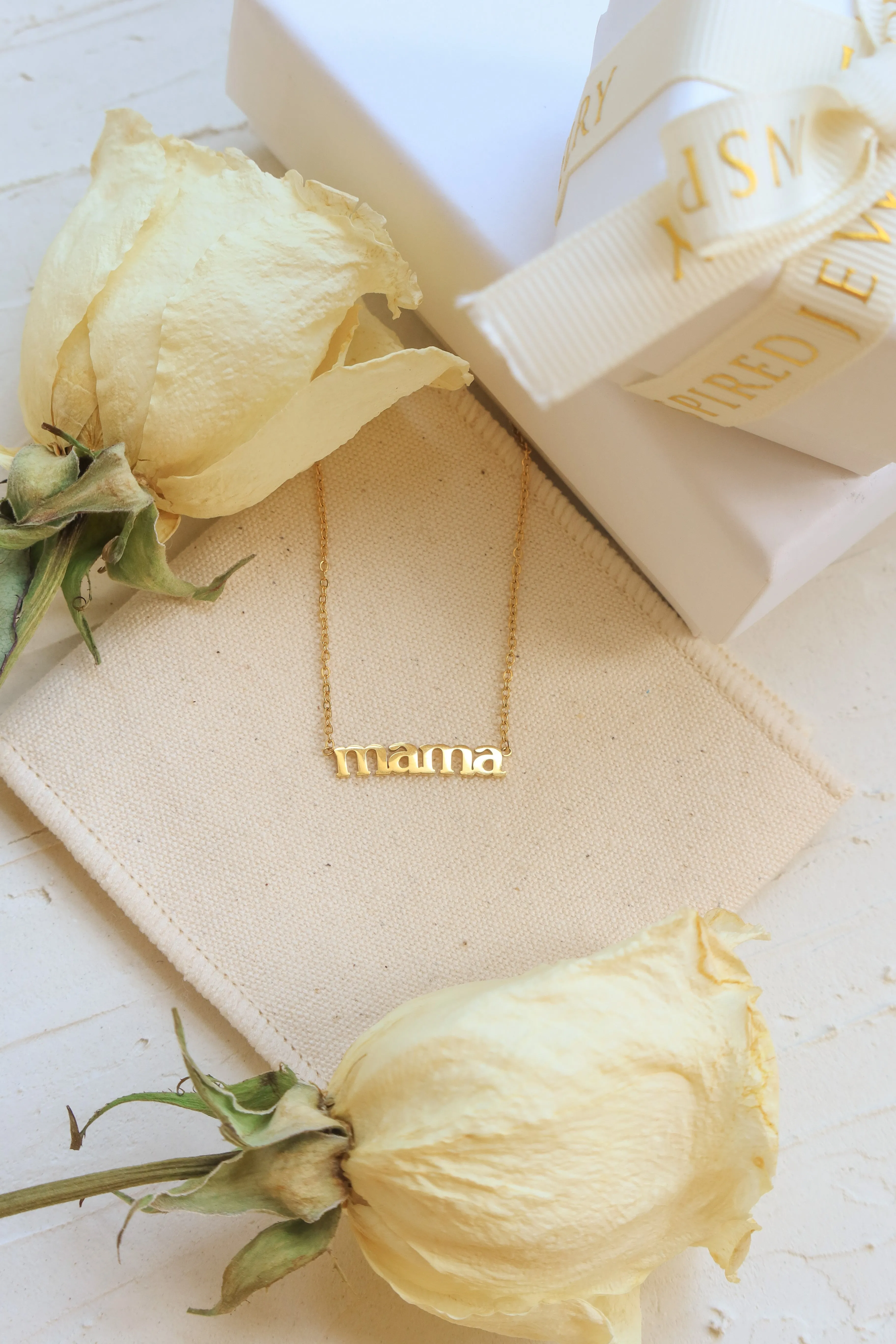 Mama Necklace