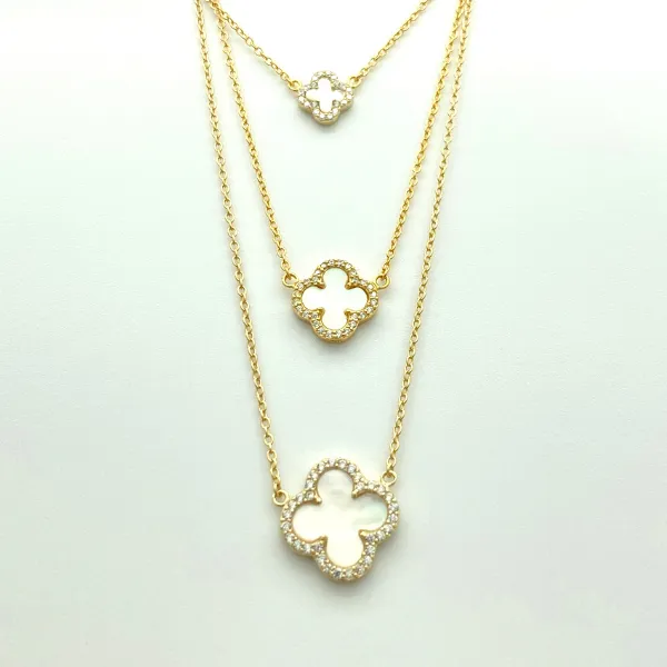 Mini Mother of Pearl Quatrafoil Necklace in Gold
