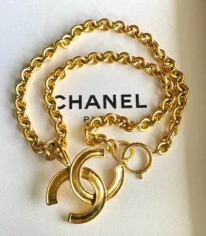 MINT. Vintage CHANEL golden chain necklace with large CC mark logo pendant top. Gorgeous jewelry. Best gift idea. 0409291