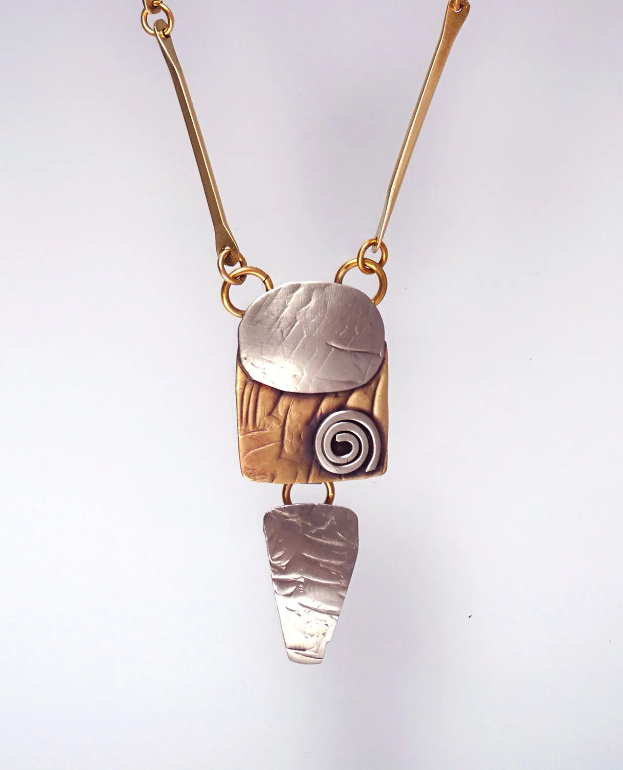 N3257 ANCIENT MUSINGS  NECKLACE