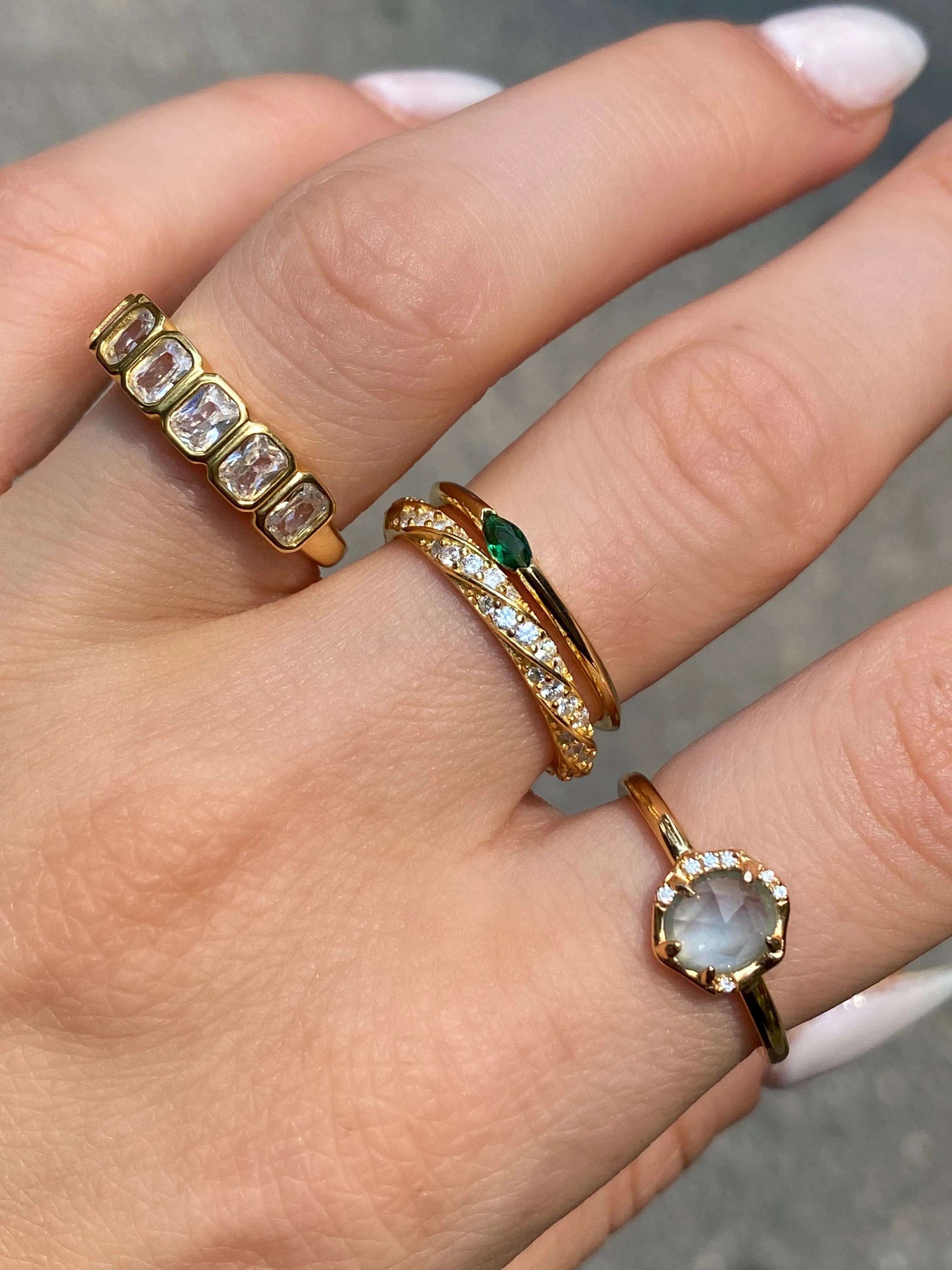 Noa Emerald Ring