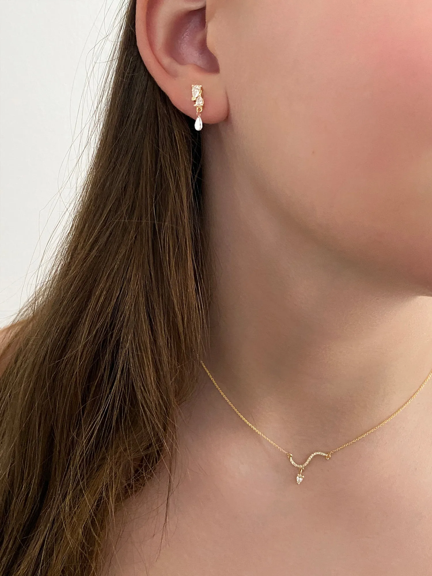Ocean Drop Diamonds and Gold Necklace