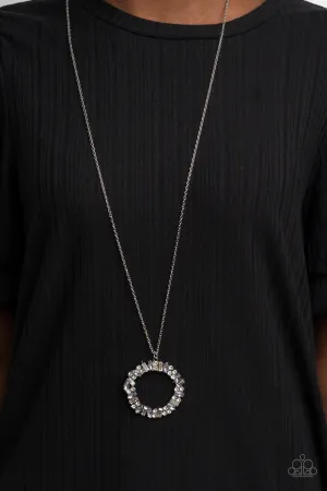 Paparazzi Wreathed in Wealth Necklace Purple
