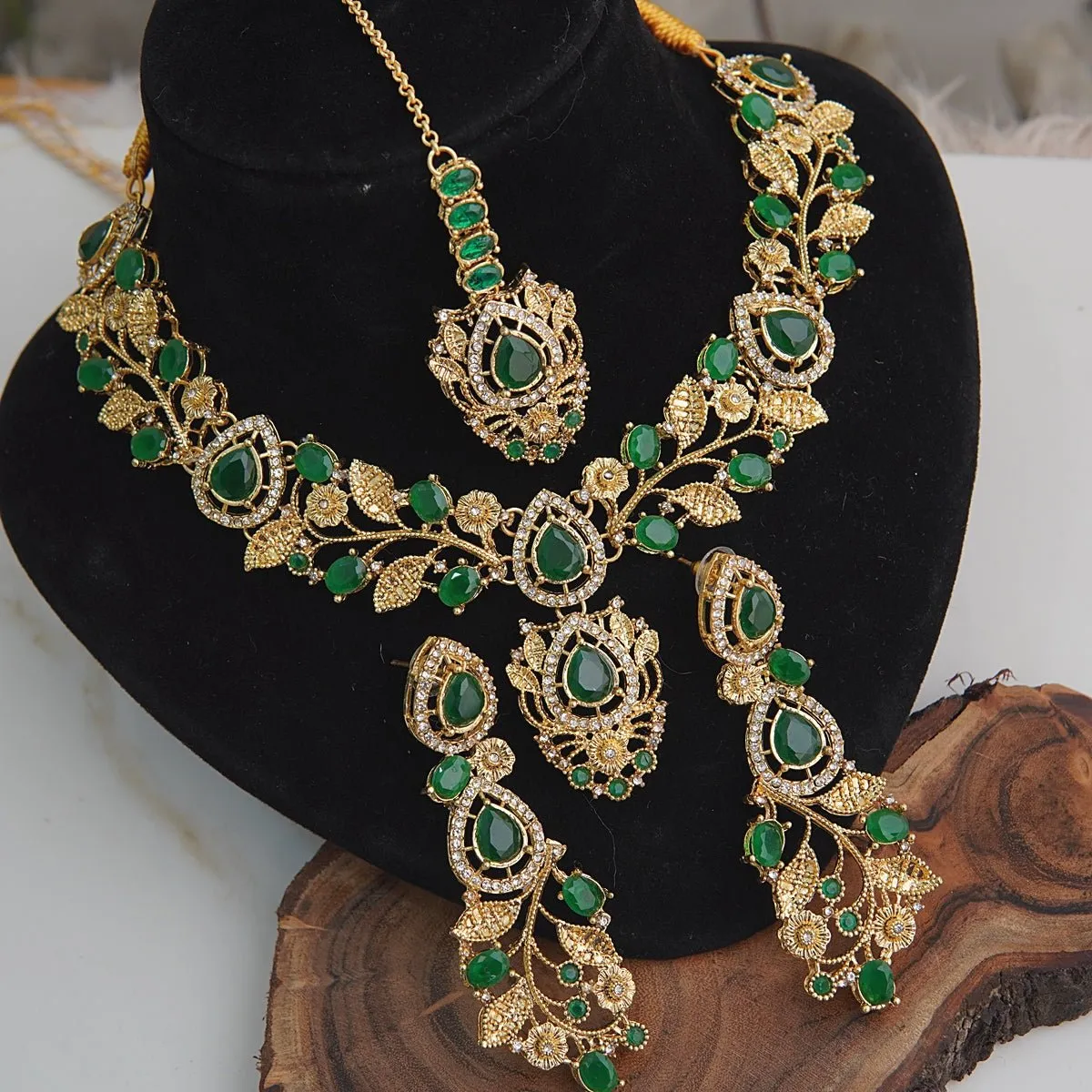 Partywear Semi-Gems Necklace Set