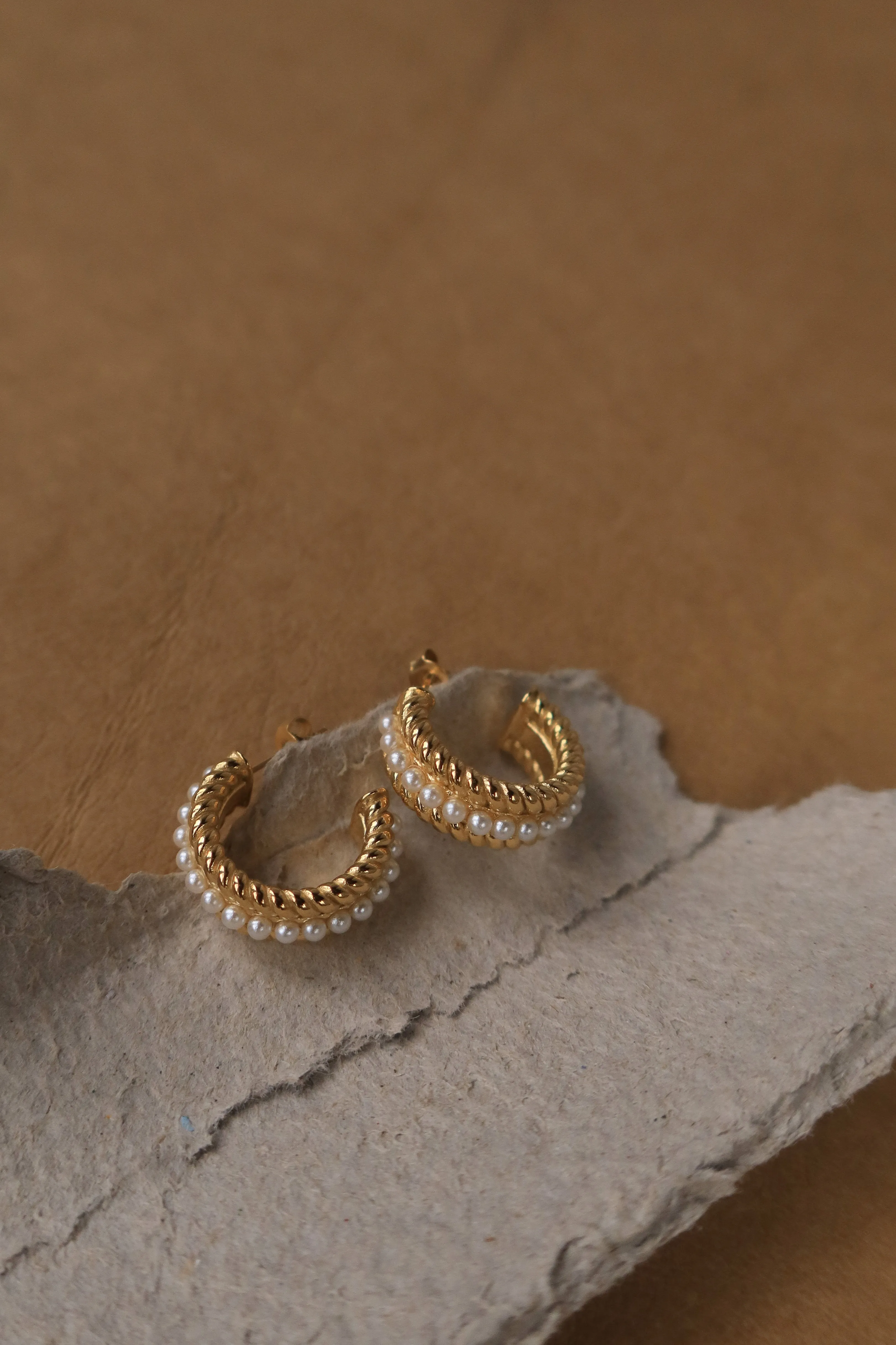Pearl & Twisted Hoops