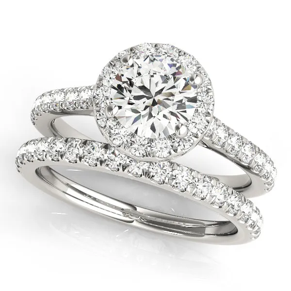 Round Diamond Halo Pavé Engagement Ring| 0.83 Carat Total Weight