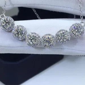 Round Diamond Pendant Necklace