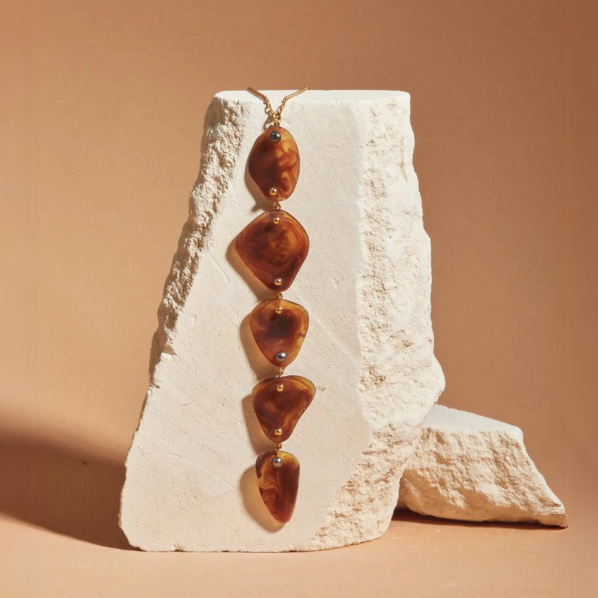 Senso Drop Necklace | tortoise