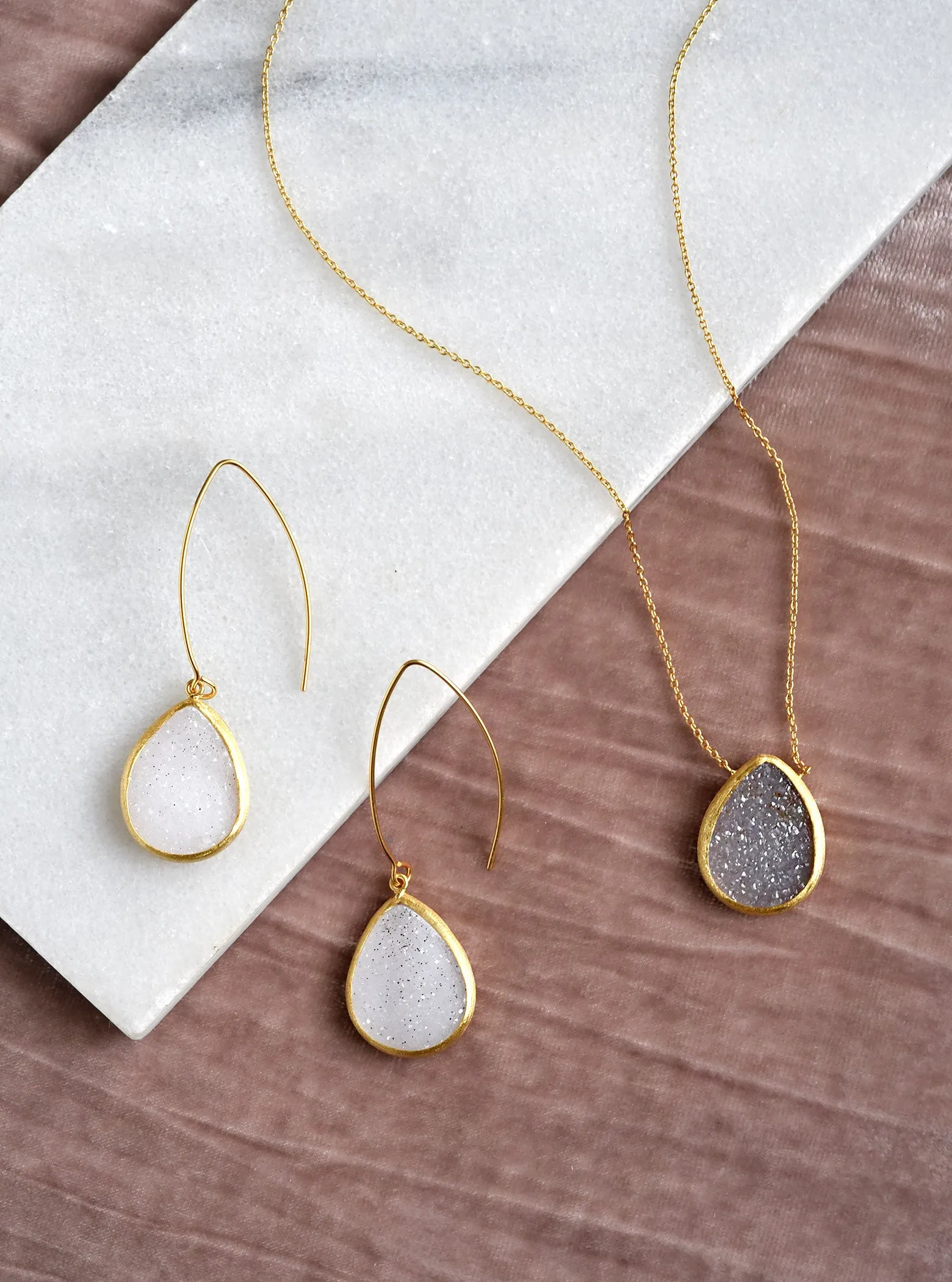 Shining Druzy Teardrop Necklace