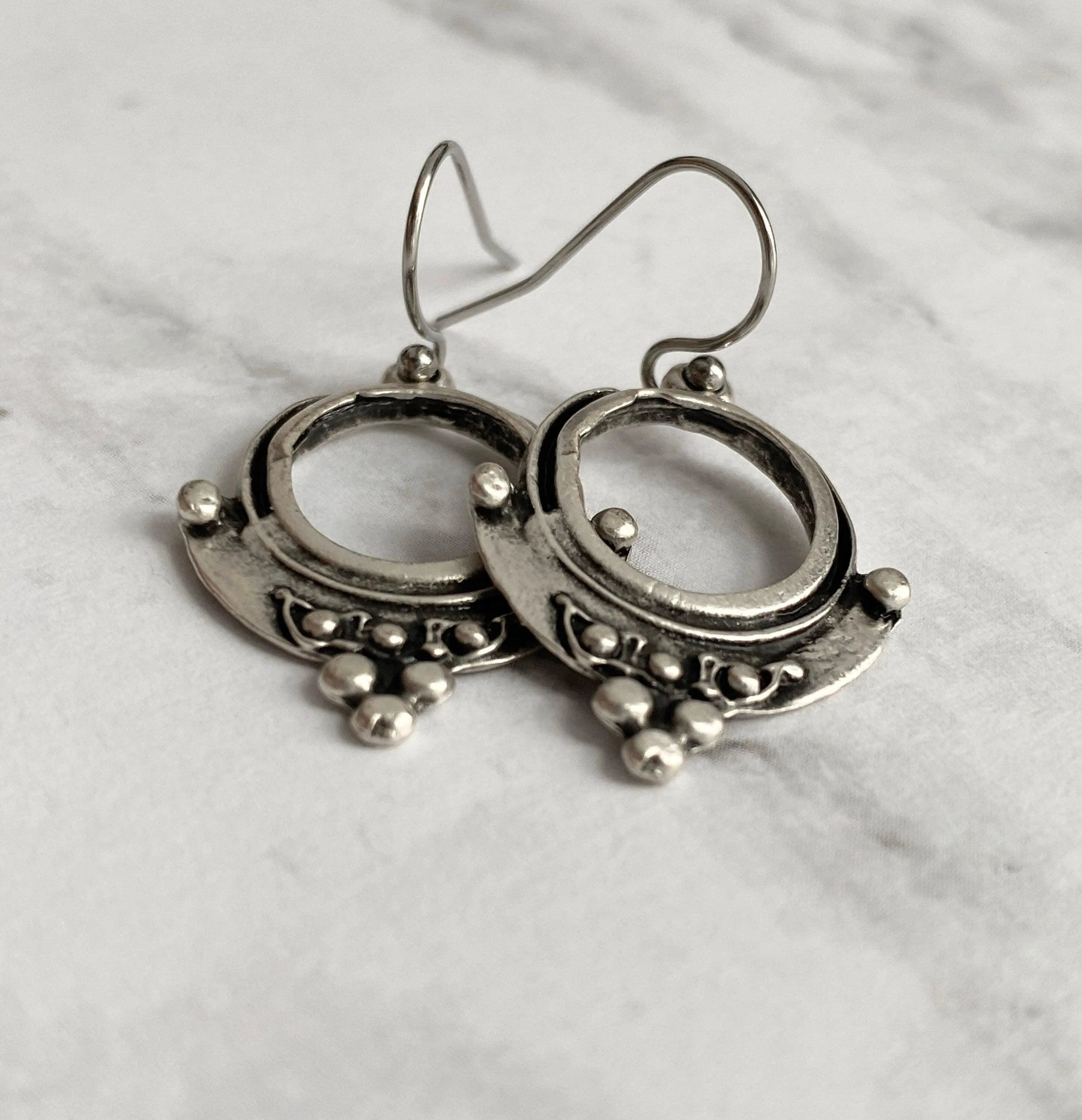 Small Silver Circle Earrings, silver hoop earring, antique silver circle earring, ball accent earring, oxidized silver earring little rustic